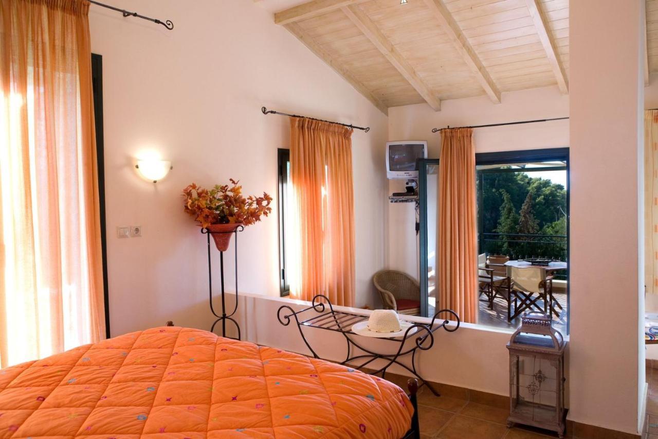 Villa Timoklia ซูกาเลดส์ ภายนอก รูปภาพ