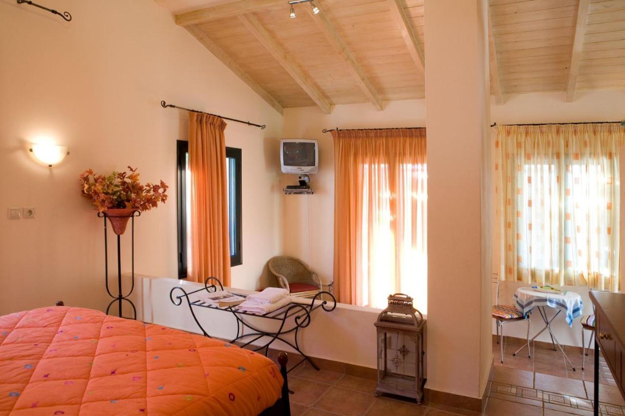 Villa Timoklia ซูกาเลดส์ ภายนอก รูปภาพ